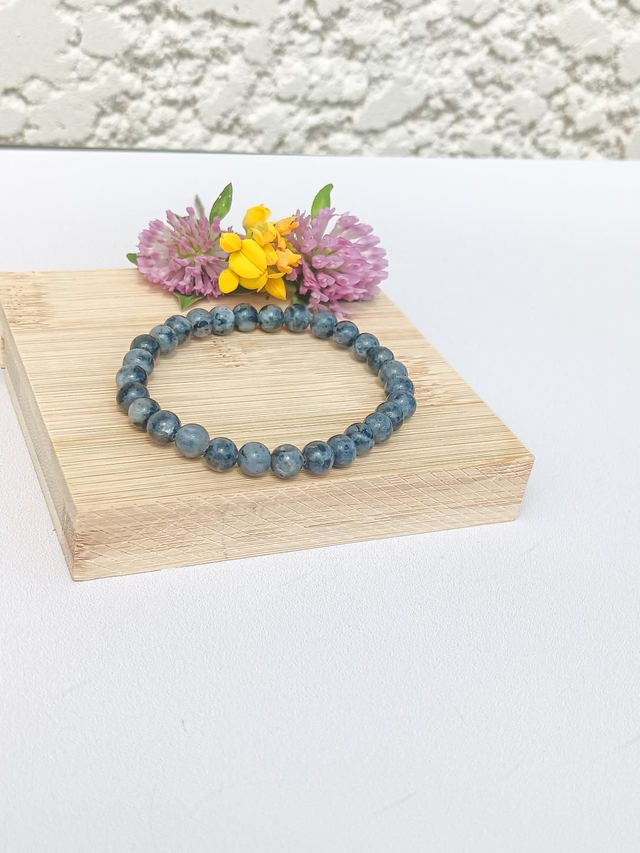 Bracelet en Lakavite – Intuition & Protection