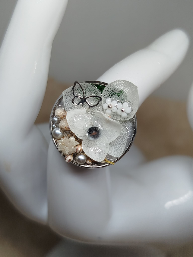 Bague Sissi coloris blanc