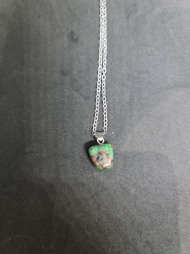 Collier rubis zoisite 