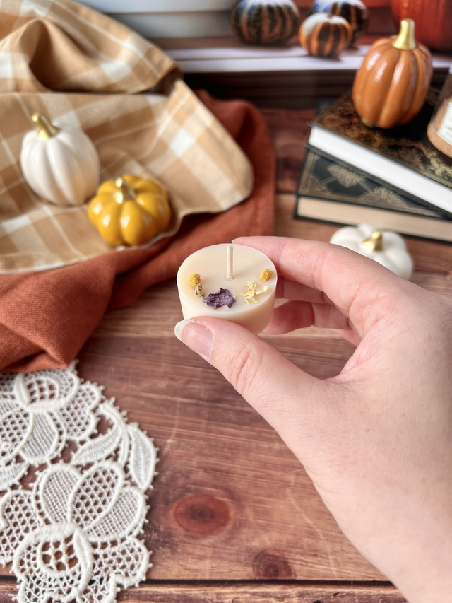 🍁 Mini bougie fleurie - parfum Thé noir vanille - à l'unité