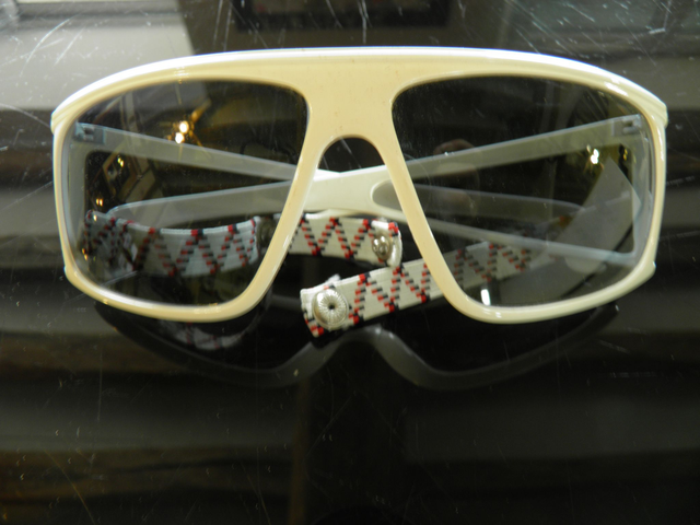 lunettes blanches