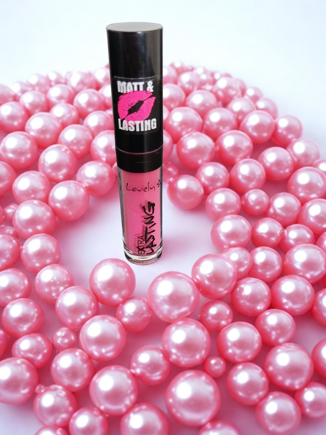 Rouge à lèvres mat longue tenue Dolly pink 