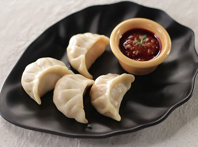 Paneer Momos (3 Pcs)
