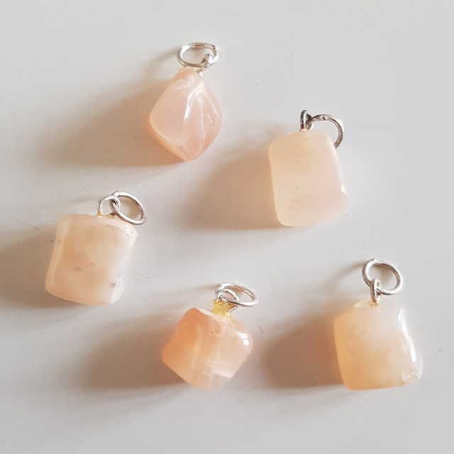 Pierre de Lune Rose / pierre semi-précieuse