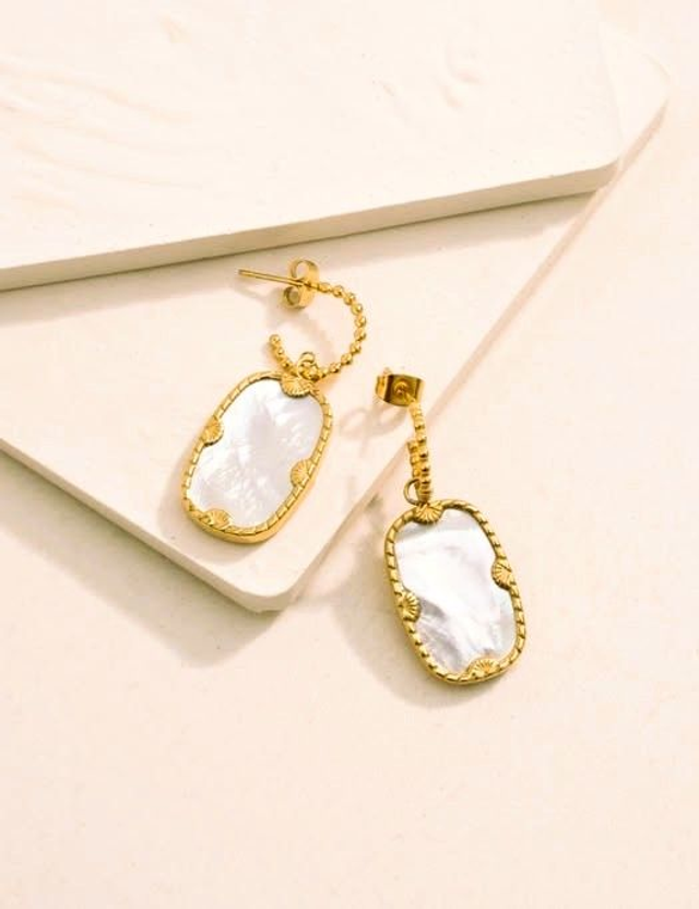 Boucles d'oreilles en acier doré, pierre Nacre