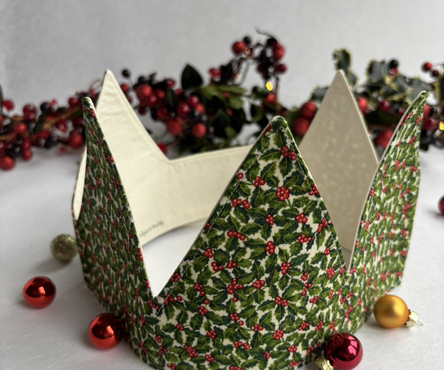 Green Holly Christmas Crown