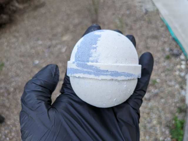 Lavender &amp; Chamomile Jumbo Bath Bomb