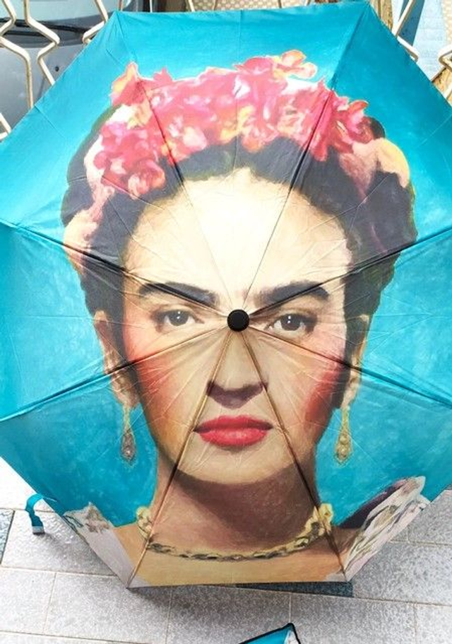 Ombrello Frida Kahlo azzurro