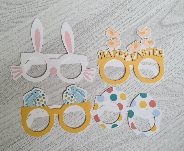 Easter card glasses chicks eggs rabbits