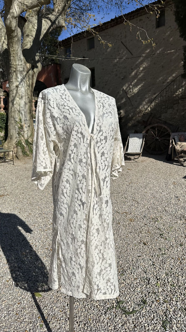 Tunique d&#039;exception longue dentelle 