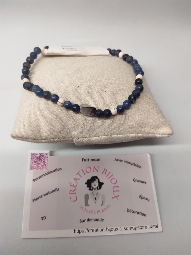 Bracelet  sodalite, howlite 