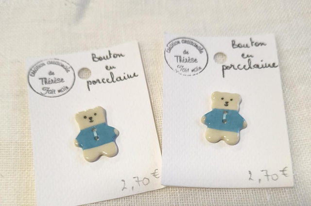 Bouton ourson pull bleu 