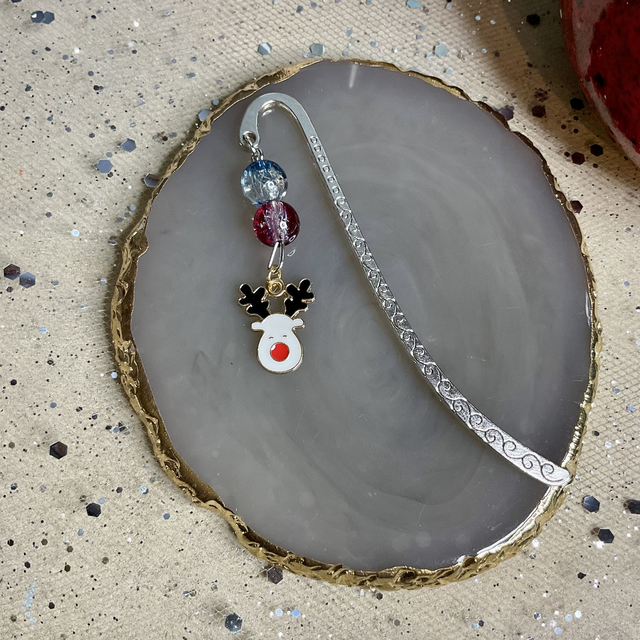 Christmas bookmark with colourful beads. Gift for book lovers.