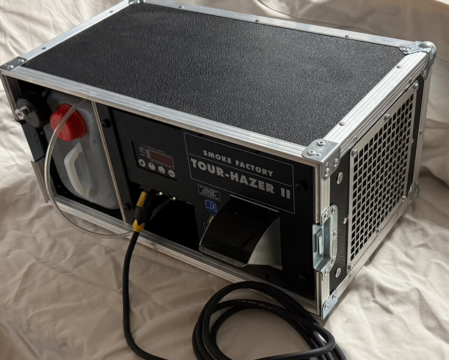 SMOKE FACTORY Tourhazer II "SF" Black