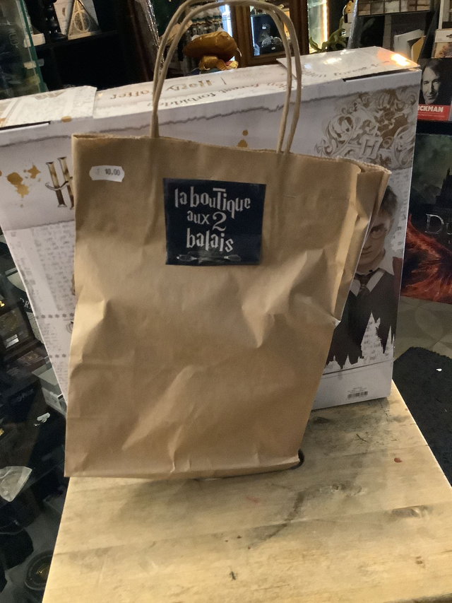 Pochette surprise 10€