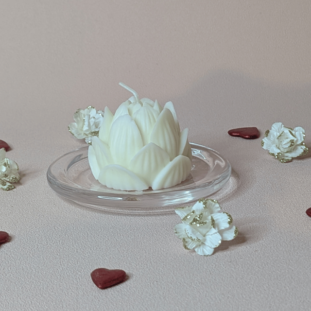 🕯️ Bougie moulée Lotus 60g – Musc Blanc