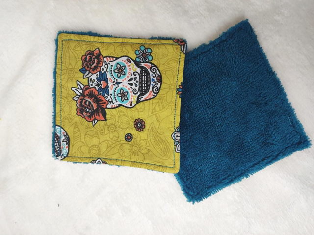 Têtes de morts mexicaines jaune