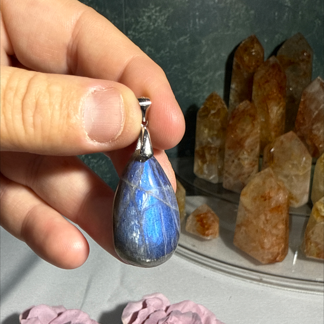 Lab pendent s925