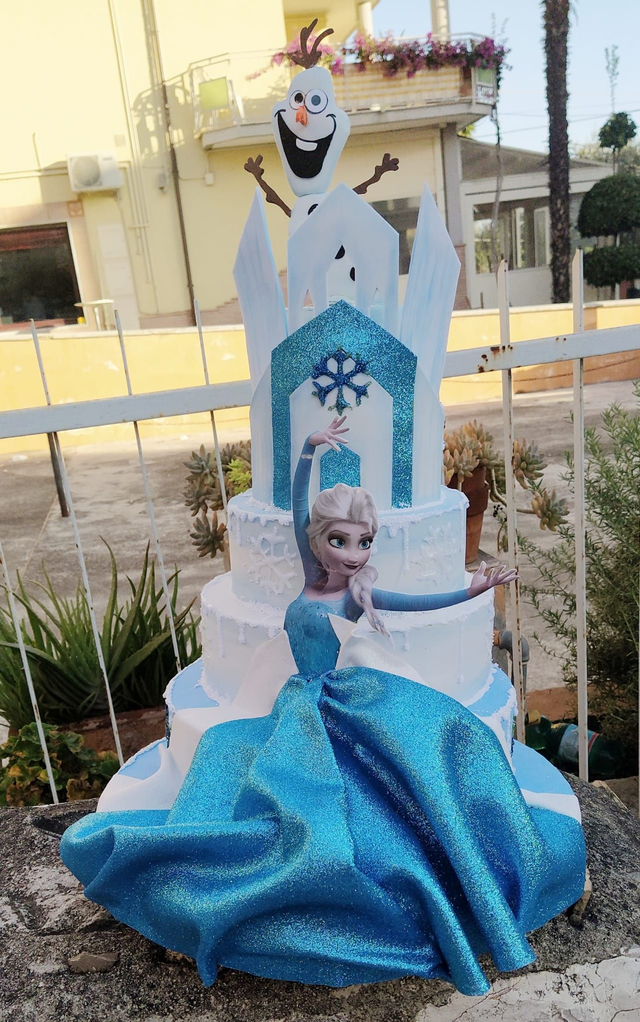 Torta Compleanno Bimba FROZEN