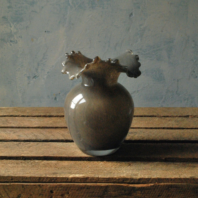 Flouncy Glass Vase Grey