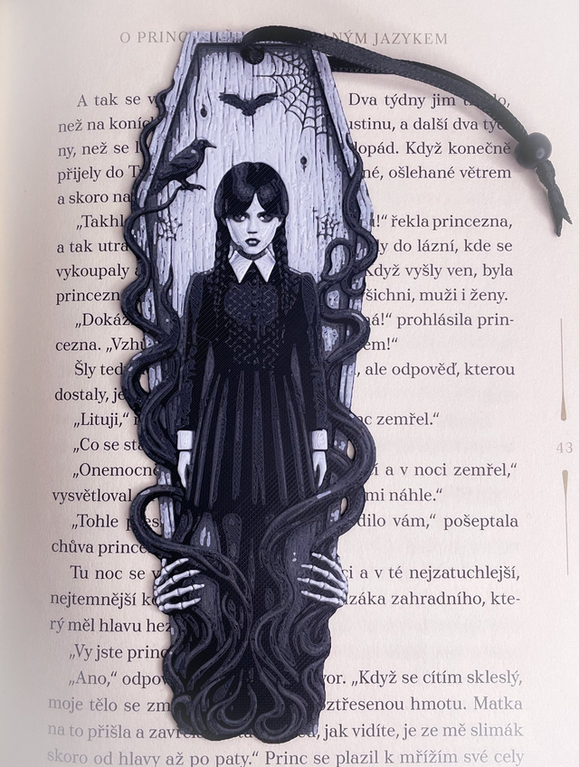 Záložka Wednesday rakev