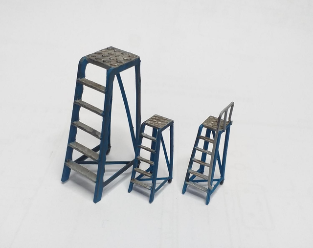 Locomotive access steps - 4mm scale