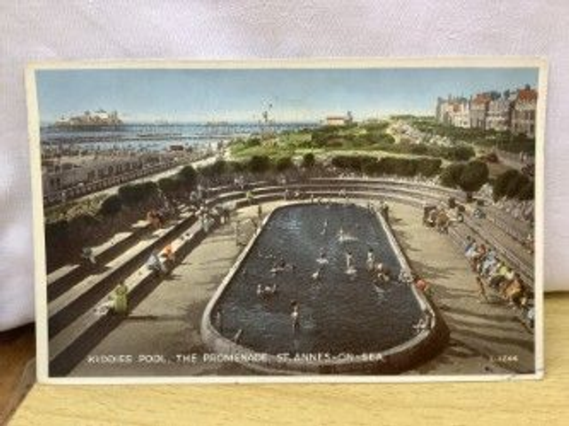 St. Annes-on-Sea, Kiddies Pool , The Promenade Lancashire Posted 1959 Valentines. Our Ref No R483 £2.25