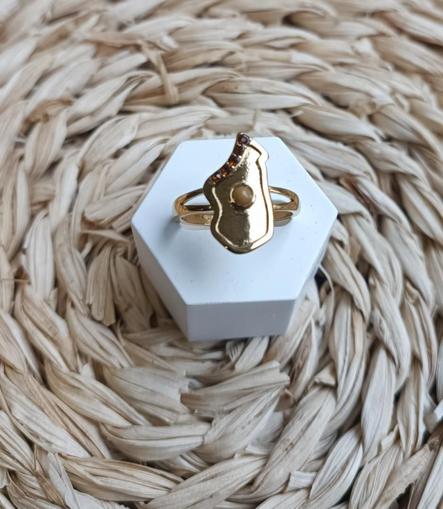 Bague carte Madagascar beige 