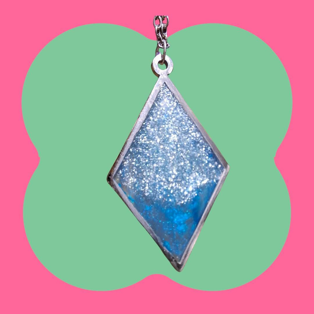 Collier losange couleur mer