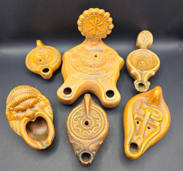 Collection répliques de lampes à huile antique 