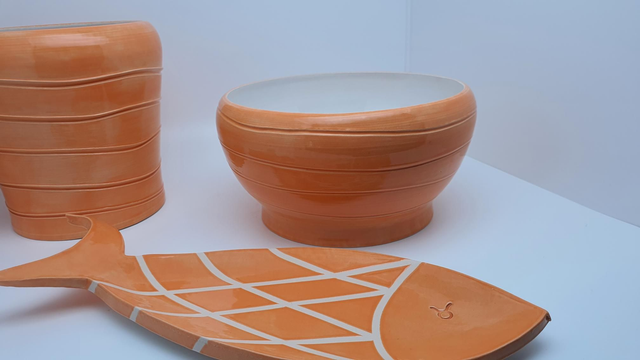 Grand Bol orange et blanc en faïence 