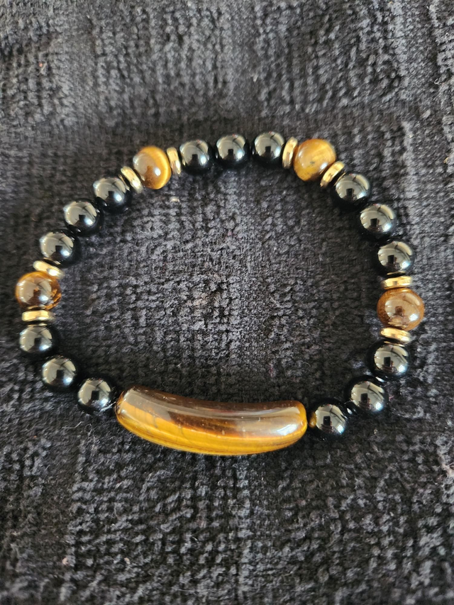 Mens Tigers Eye/onyx crystal bracelet 