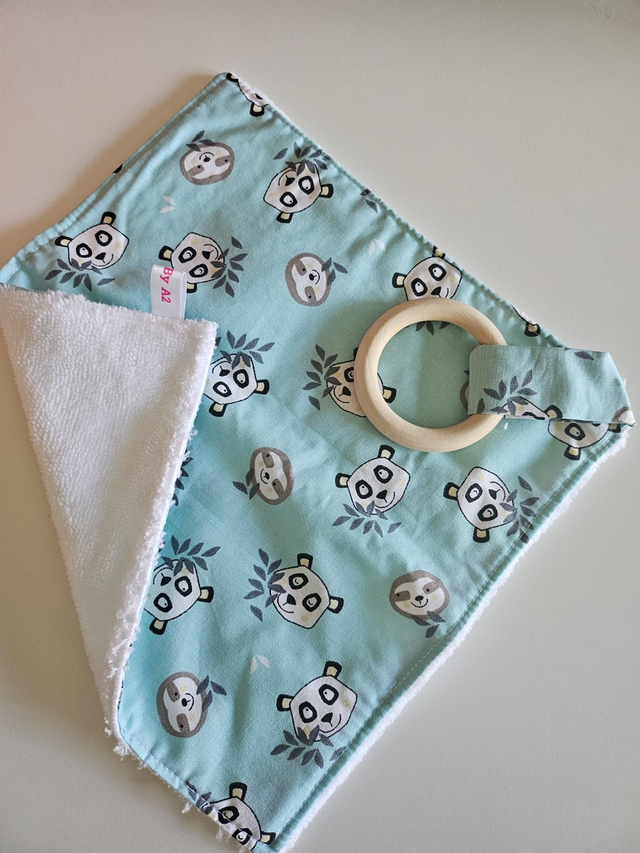 Doudou avec anneau de dentition