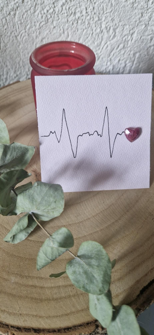 Pin's cœur fleuri- carte illustrée 