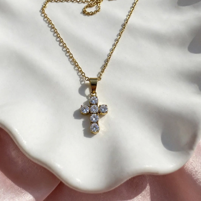 Collana Croce 6 Zirconi Gold
