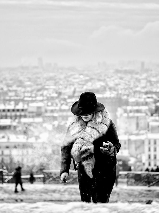 L&#039;élégante de Montmartre