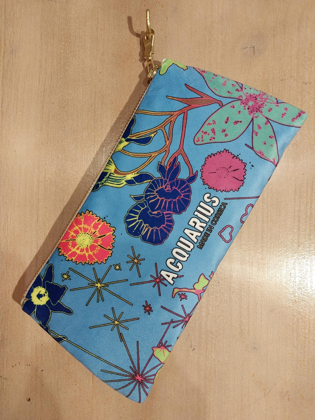 Orchidée Bleu. Pochette et trousse en velours.