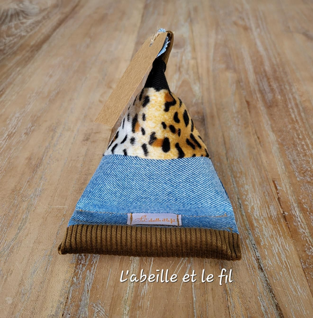 Support de téléphone en jean upcyclé- Grrrr