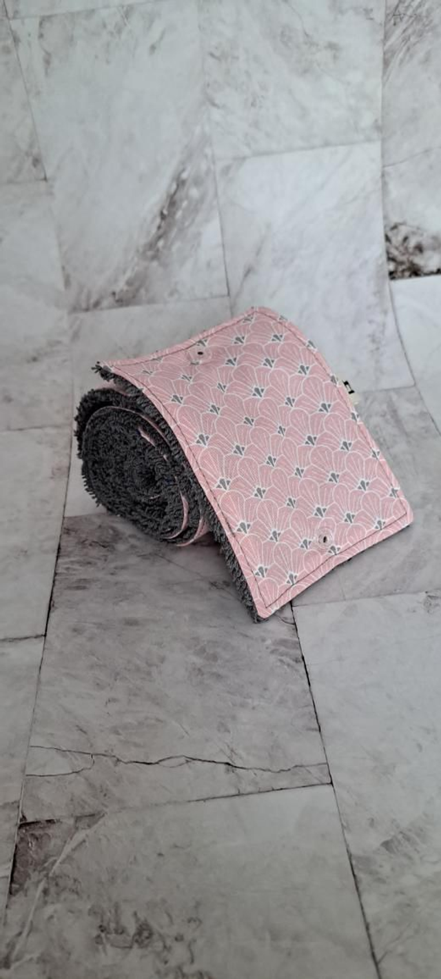 Papier toilette lavable 9 feuilles avec pressions douceur rose