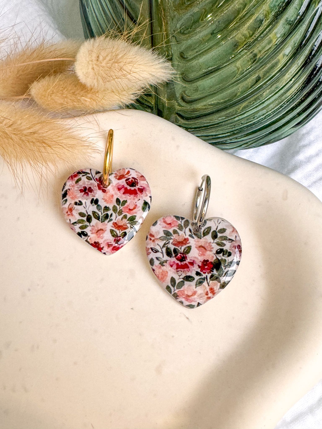 Boucles d'oreilles Cœur motif.
