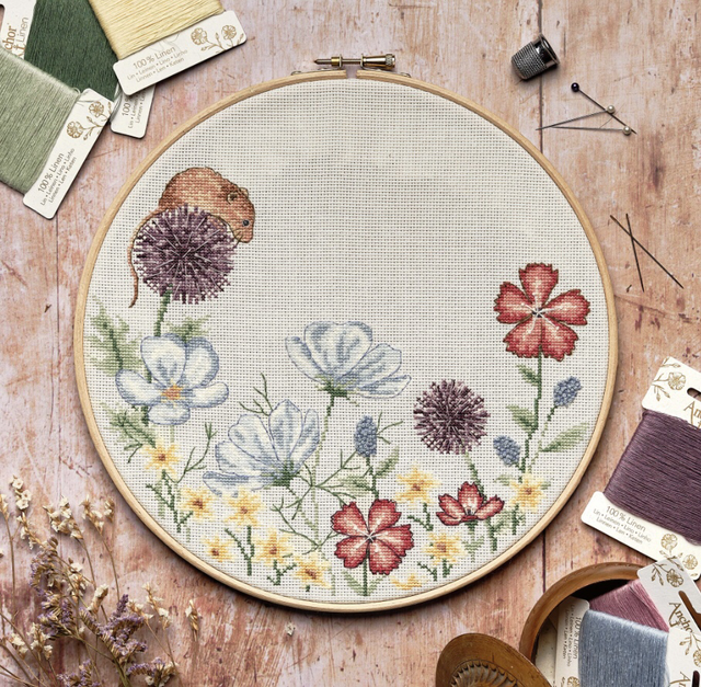 Counted Cross Stitch Kit: Linen: Meadow Collection: Meadow Mouse