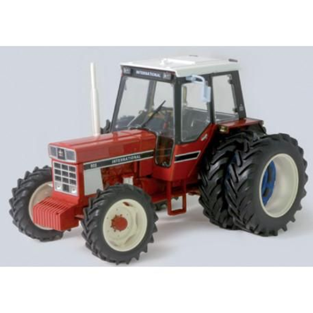 Tracteur IH 955 jumelé arrière - Replicagri

064