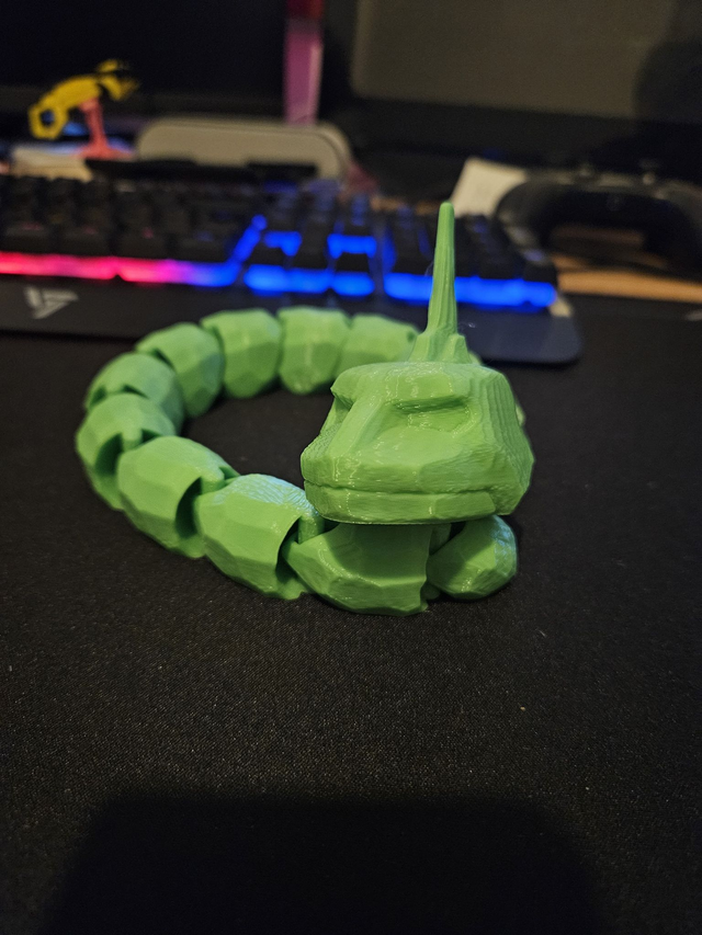 Fully Articulated Onix