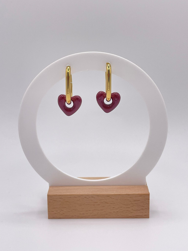 RED HEART –  Hoops mit Herzanhänger in kräftigem Rot