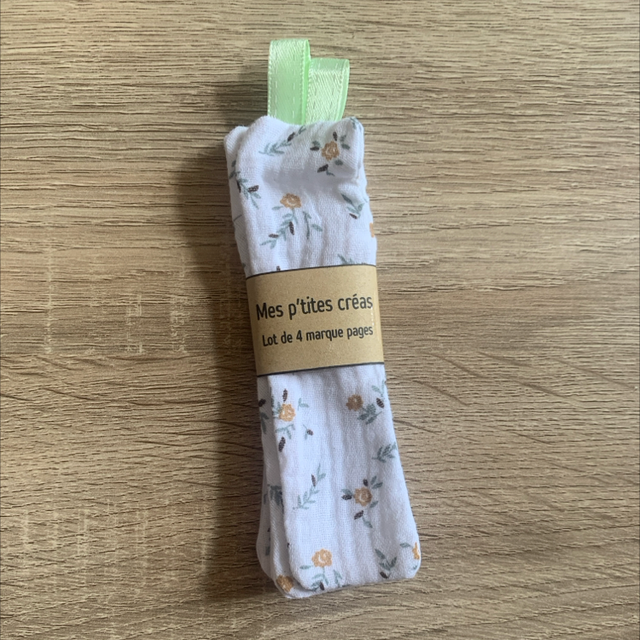 Lot de 4 marque pages en tissu