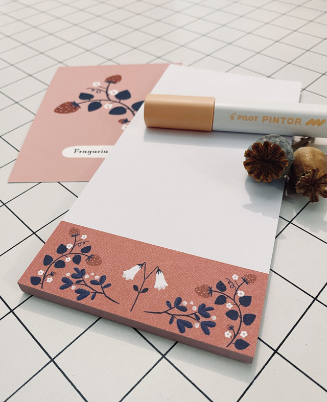 Blocco appunti - fragola di bosco e linnea boreale