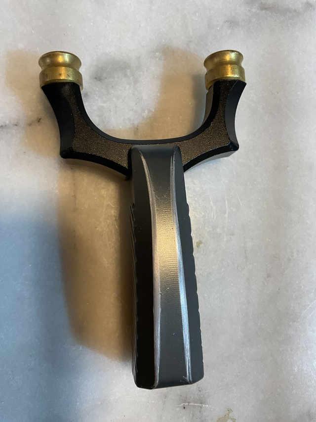 10L1 ... lance pierre compétition style chinois a pince circulaire   - (2 bandes)