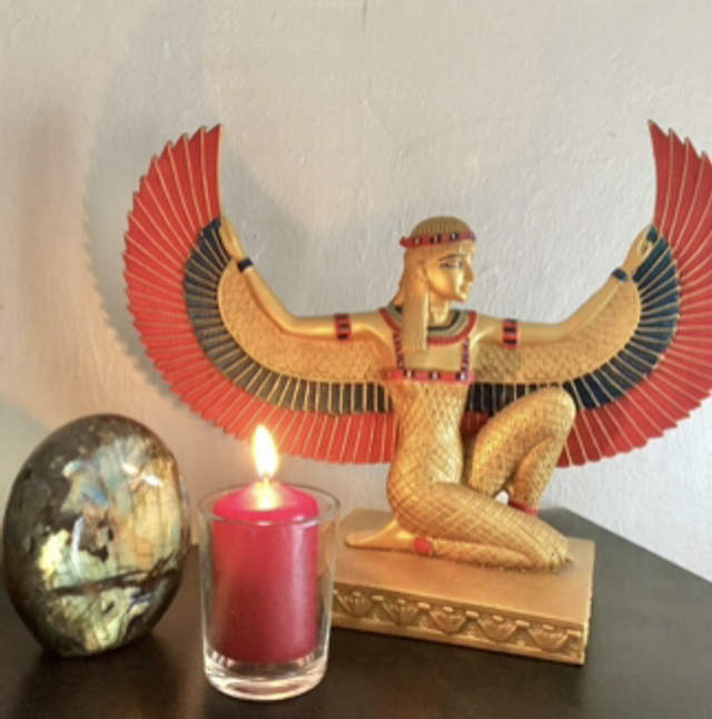 Soin Égyptien du « Triangle d’Or d’Isis »