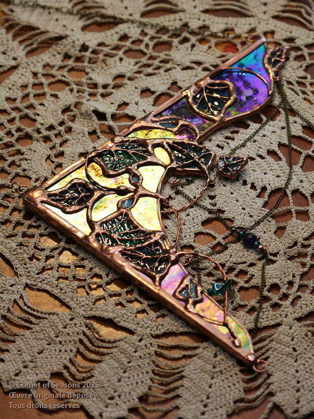 Angle lierre enchanté gauche