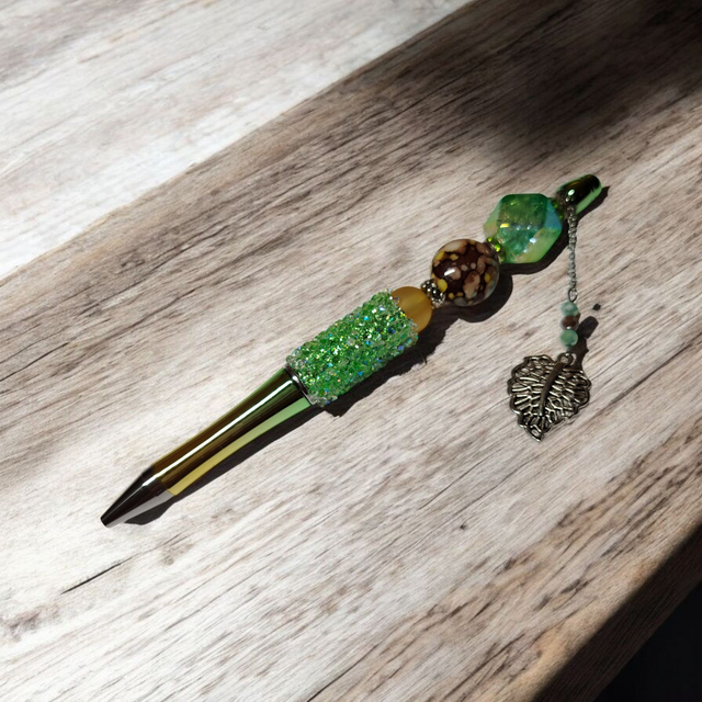 Stylo perles vert marron